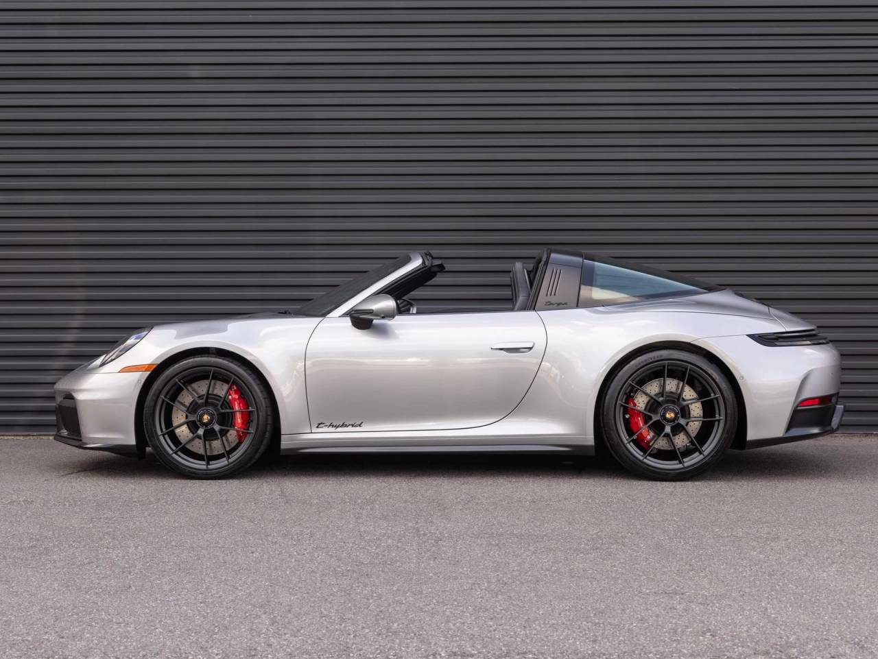 2025 Porsche 911 Targa 4 GTS