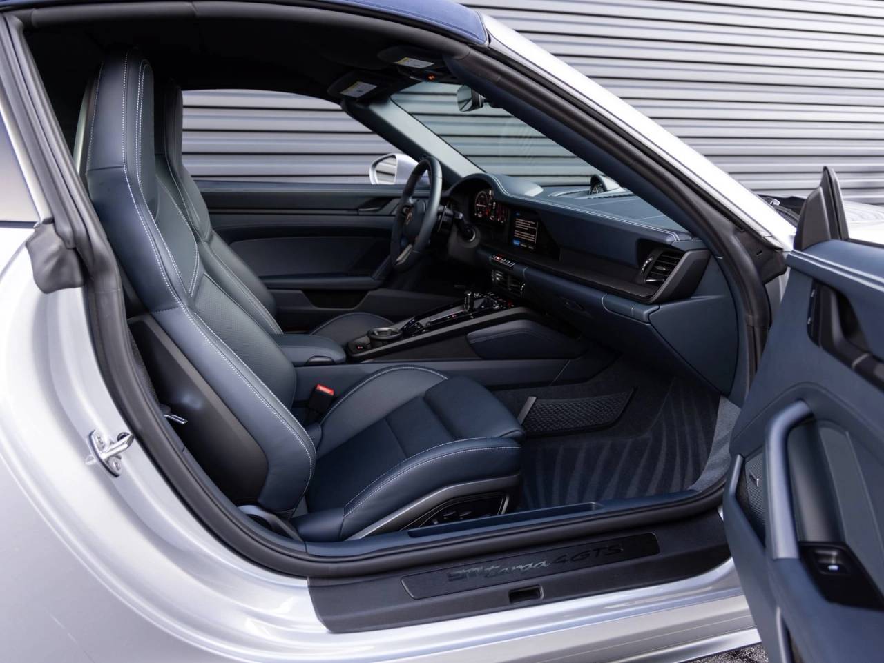 2025 Porsche 911 Targa 4 GTS
