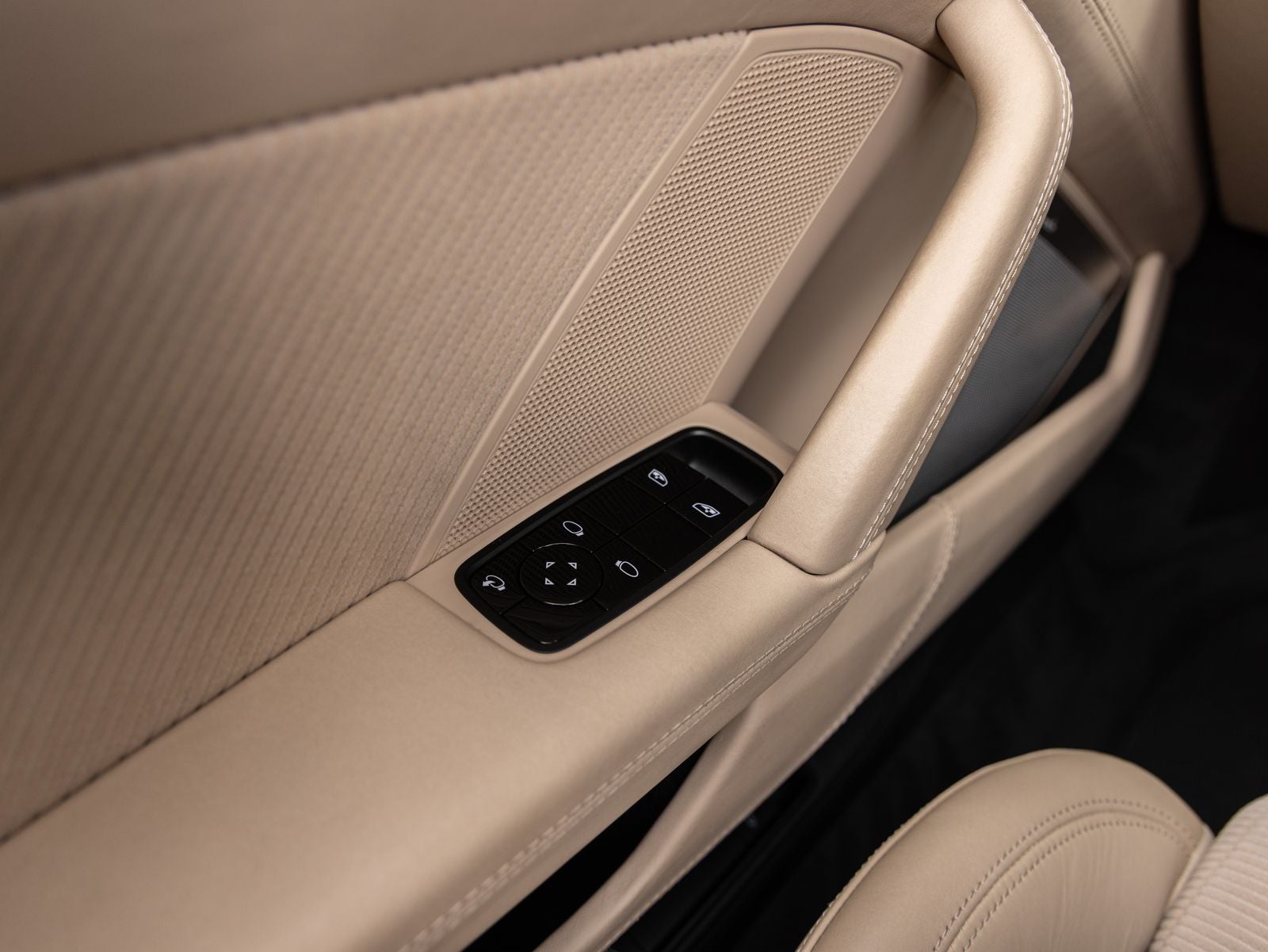 2021 Porsche 911 Targa 4S Heritage Design Edition