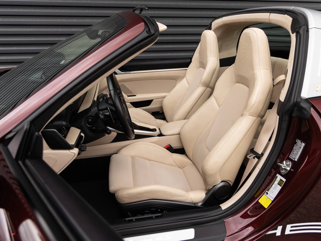 2021 Porsche 911 Targa 4S Heritage Design Edition