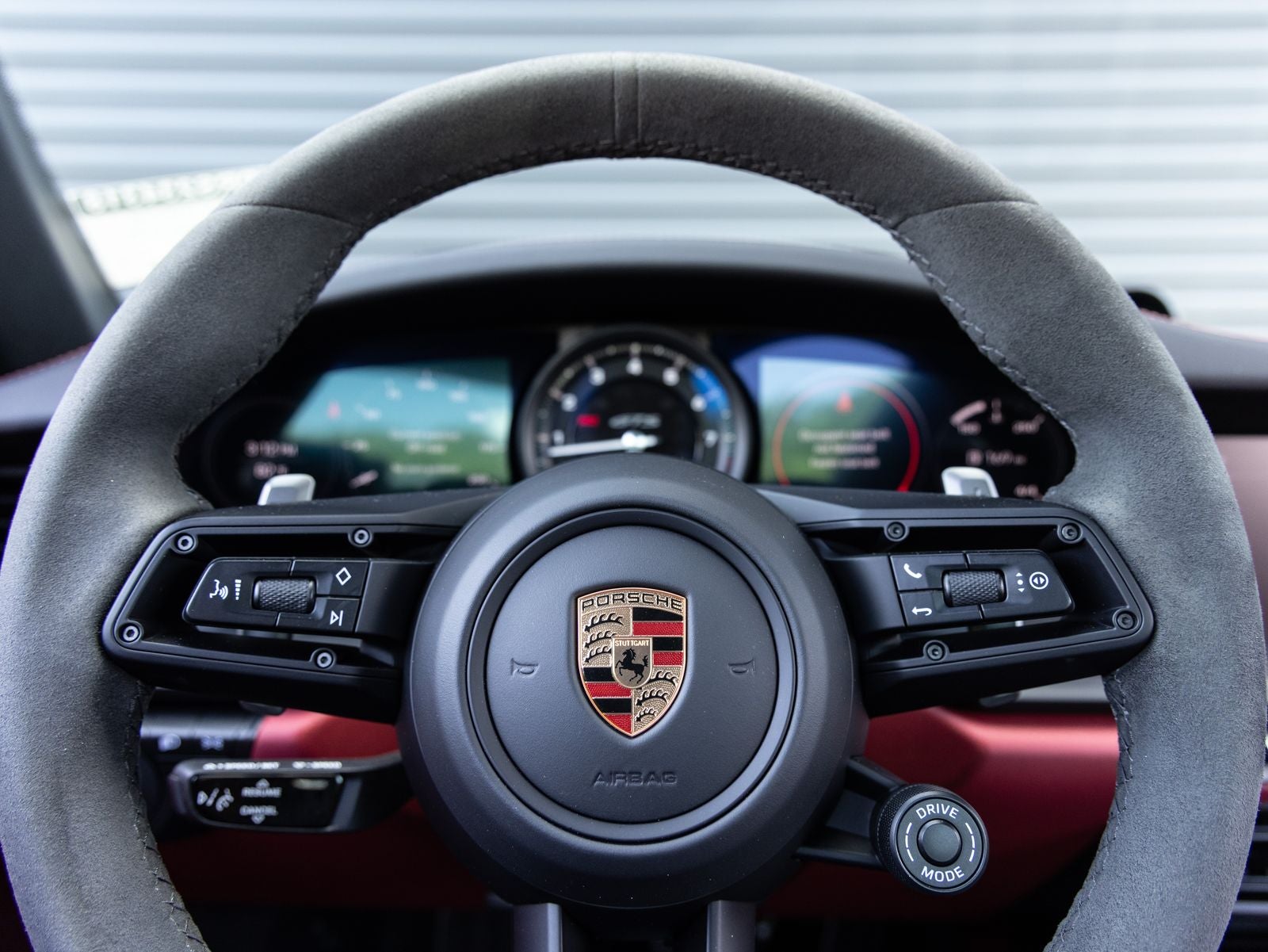 2024 Porsche 911 4 GTS
