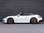 2024 Porsche 911 4 GTS