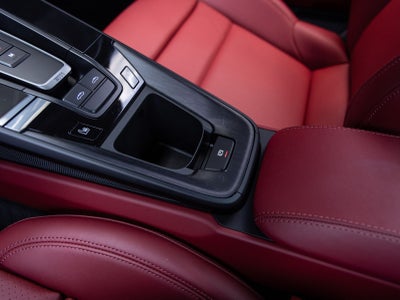 2024 Porsche 911 4 GTS