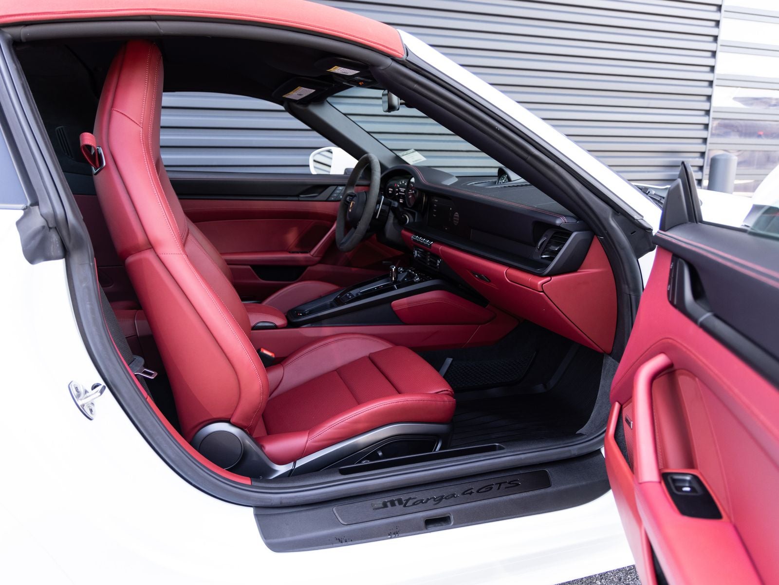 2024 Porsche 911 4 GTS