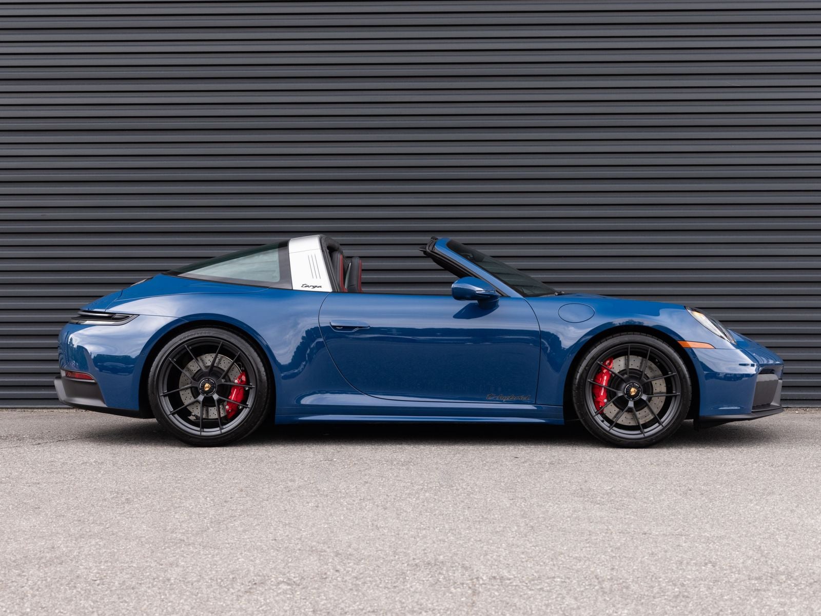 2025 Porsche 911 911 Targa 4 GTS