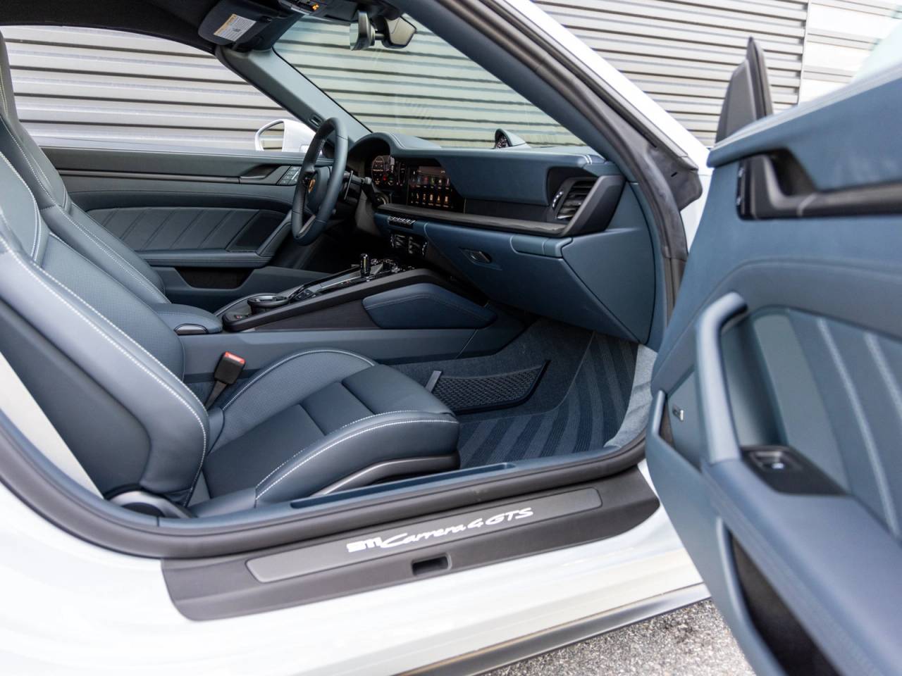 2026 Porsche 911 911 Carrera 4 GTS Cabriolet