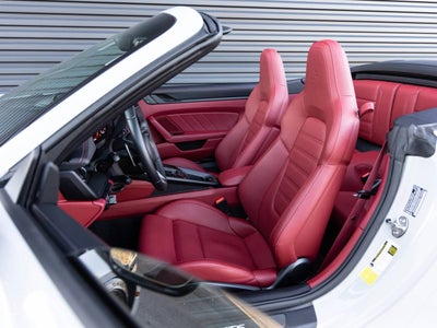 2023 Porsche 911 911 Carrera GTS Cabriolet (MY23)