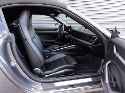 2020 Porsche 911 Carrera S Cabriolet