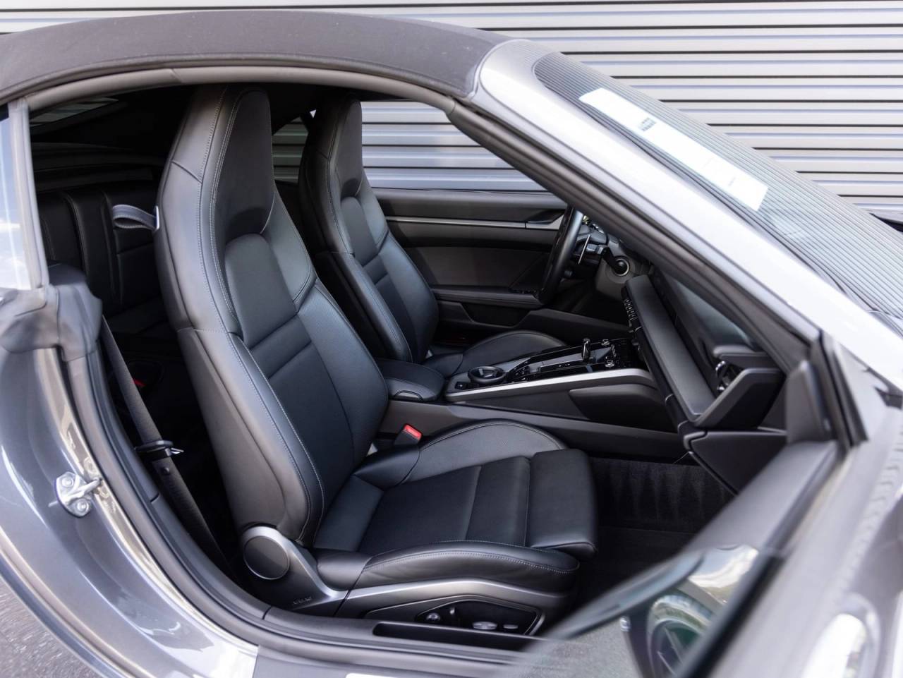 2020 Porsche 911 Carrera S Cabriolet