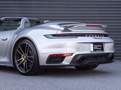 2021 Porsche 911 Turbo S Cabriolet