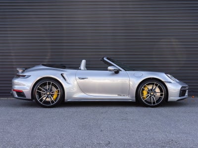 2021 Porsche 911 Turbo S Cabriolet
