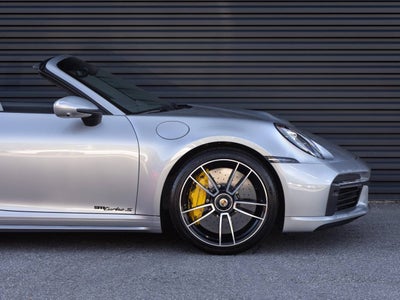 2021 Porsche 911 Turbo S Cabriolet