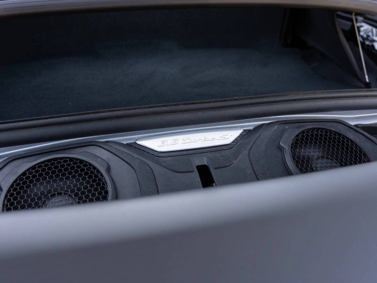 2021 Porsche 911 Turbo S Cabriolet