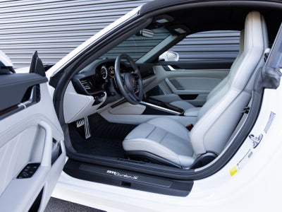 2024 Porsche 911 911 Turbo S Cabriolet (MY24)