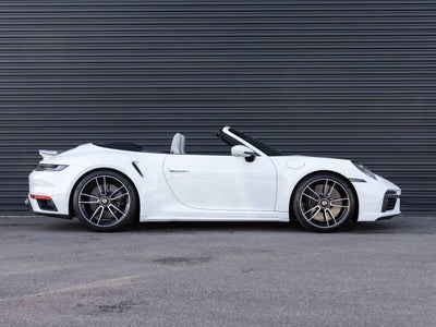 2024 Porsche 911 911 Turbo S Cabriolet (MY24)