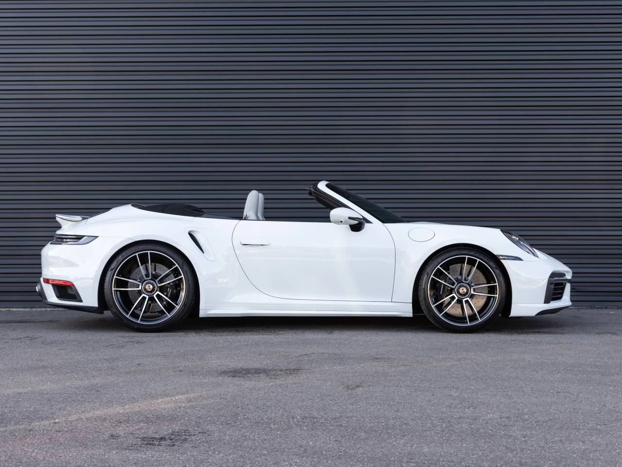2024 Porsche 911 911 Turbo S Cabriolet (MY24)