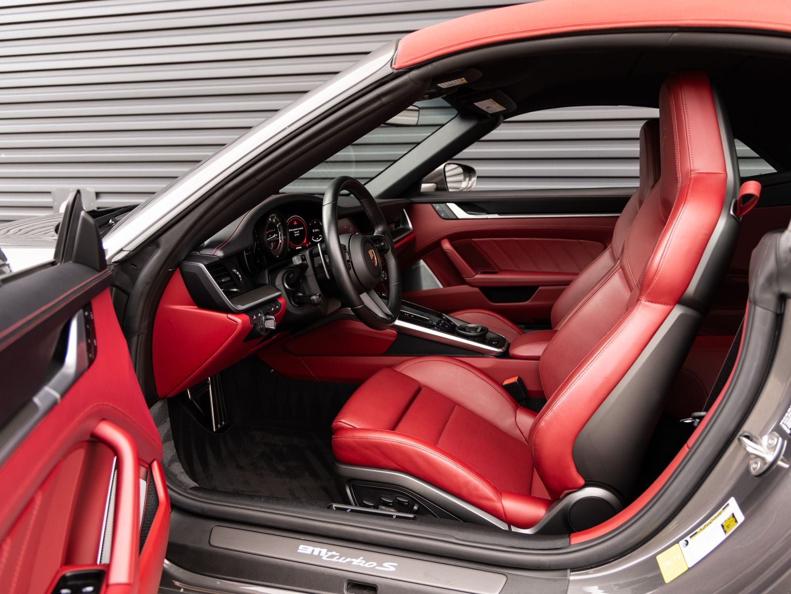 2023 Porsche 911 911 Turbo S Cabriolet (MY23)