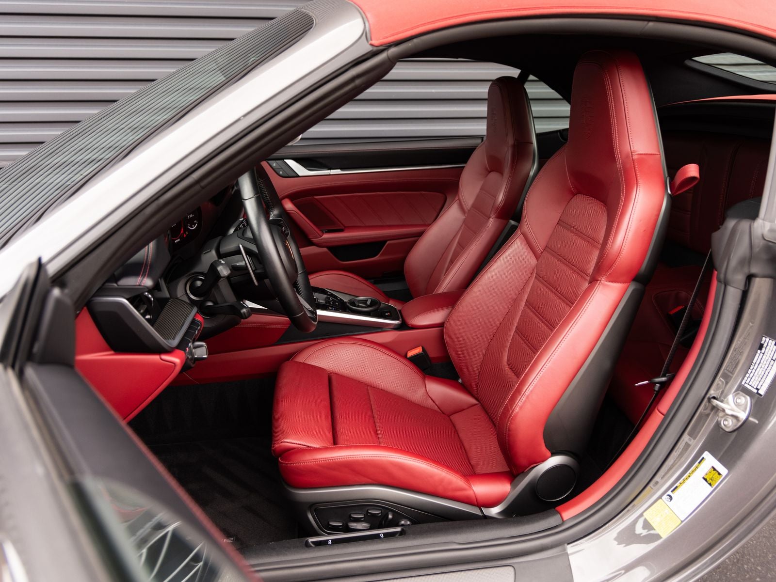 2023 Porsche 911 911 Turbo S Cabriolet (MY23)