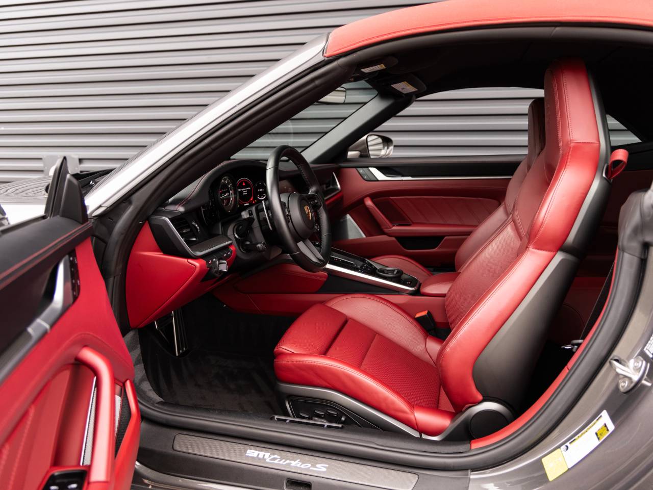 2023 Porsche 911 911 Turbo S Cabriolet (MY23)