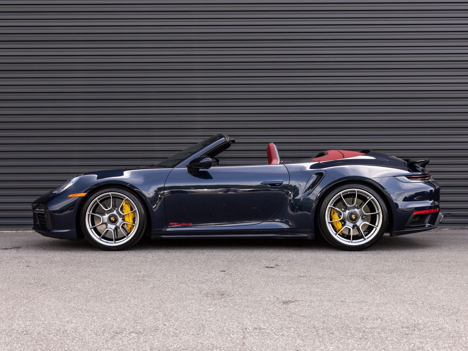 2021 Porsche 911 911 Turbo S Cabriolet (MY21)