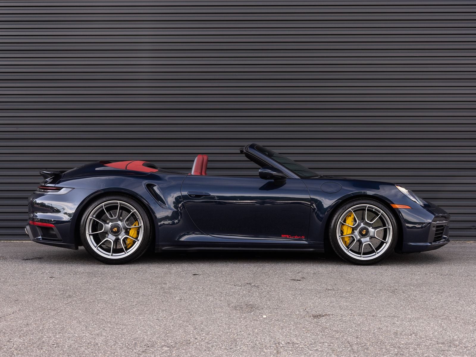 2021 Porsche 911 911 Turbo S Cabriolet (MY21)