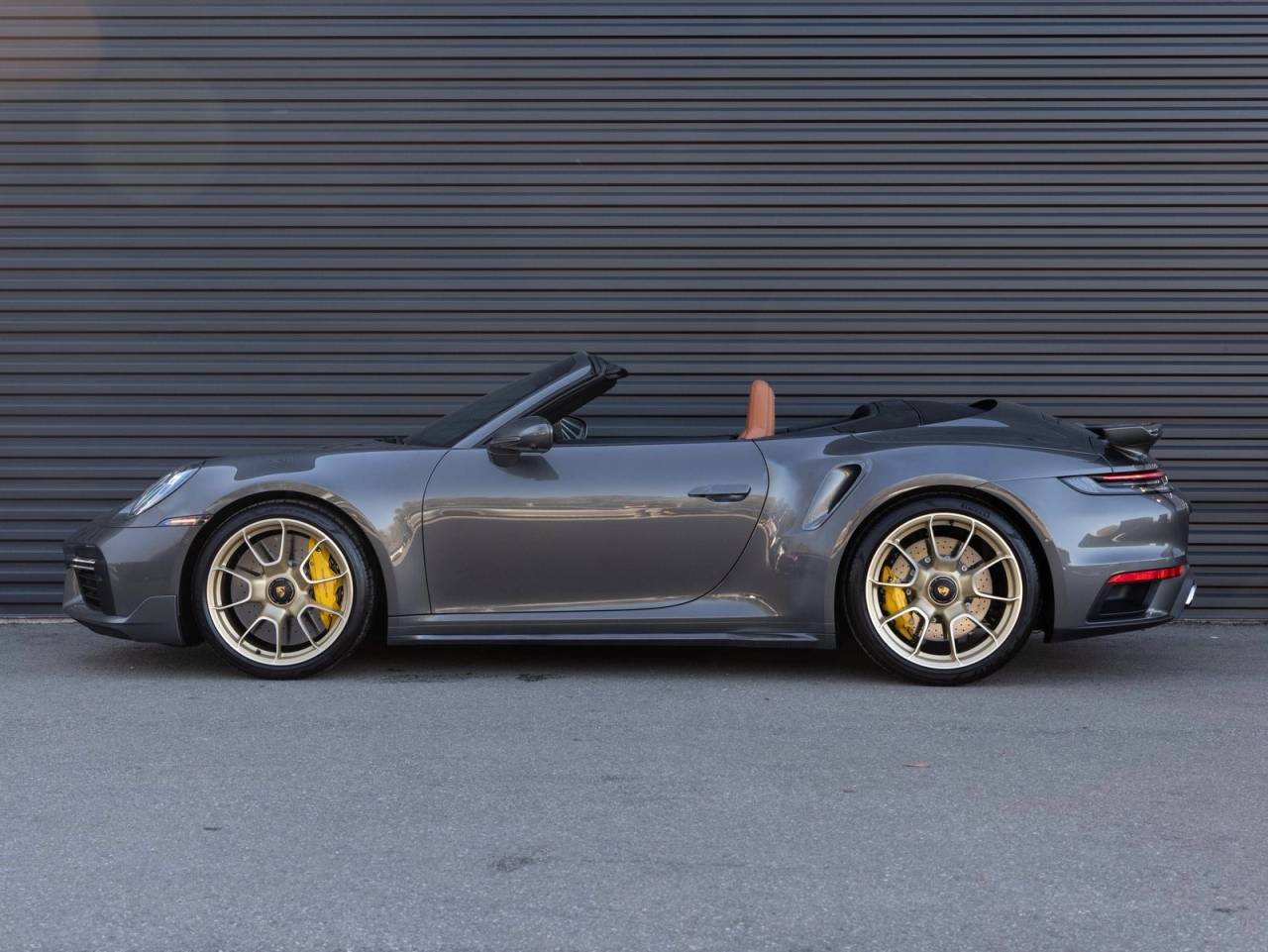 2024 Porsche 911 911 Turbo S Cabriolet (MY24)