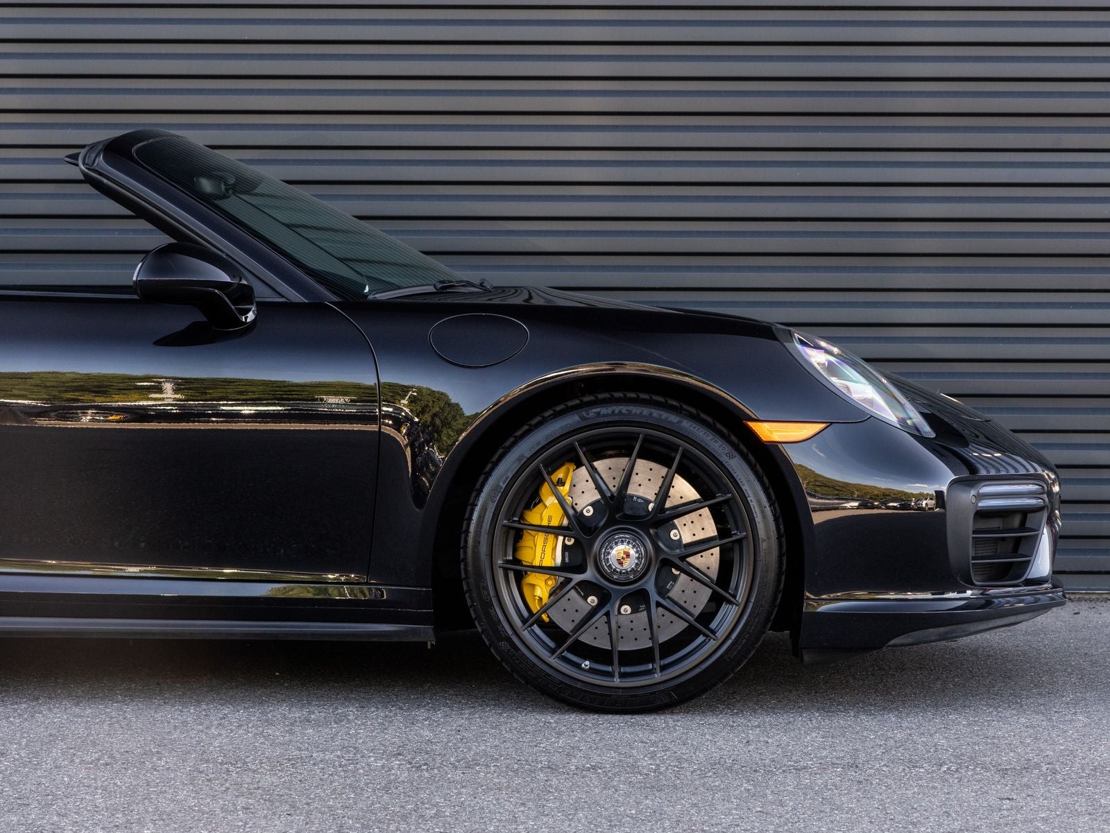 2019 Porsche 911 911 Turbo S Cabriolet