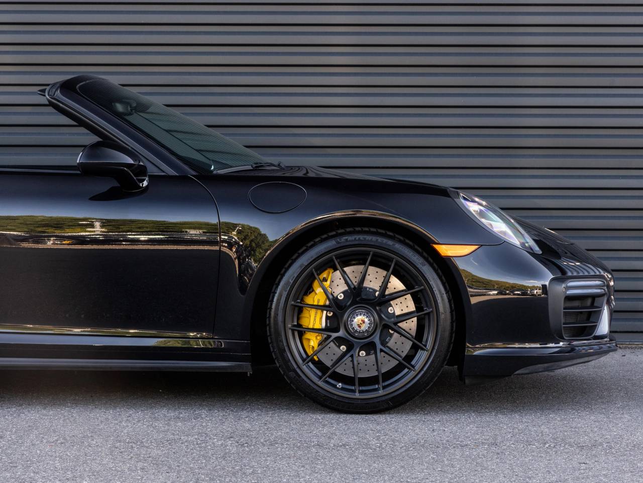 2019 Porsche 911 911 Turbo S Cabriolet