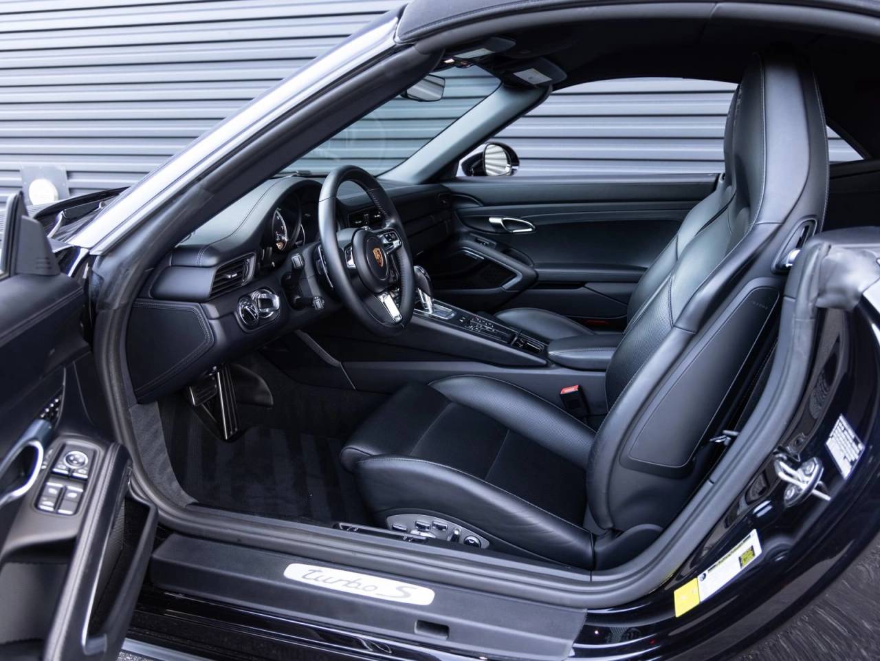 2019 Porsche 911 911 Turbo S Cabriolet