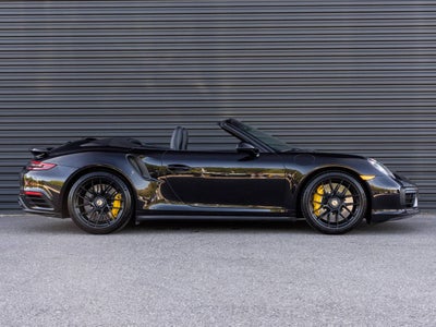 2019 Porsche 911 911 Turbo S Cabriolet