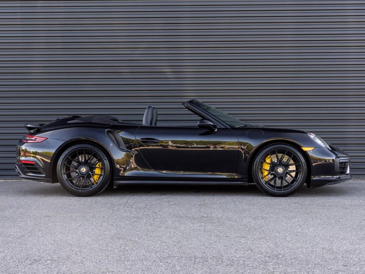 2019 Porsche 911 911 Turbo S Cabriolet