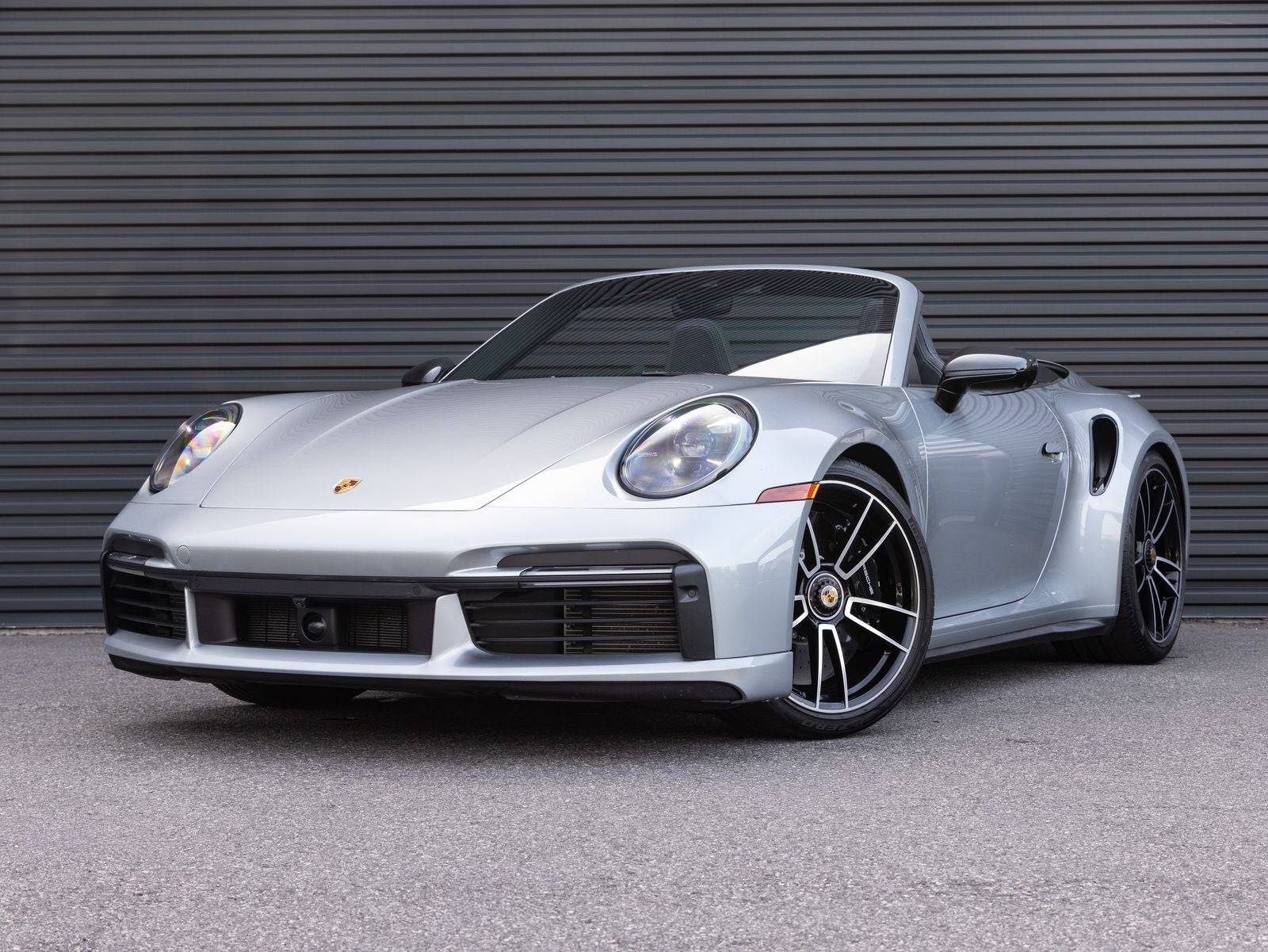 2022 Porsche 911 911 Turbo S Cabriolet (MY22)