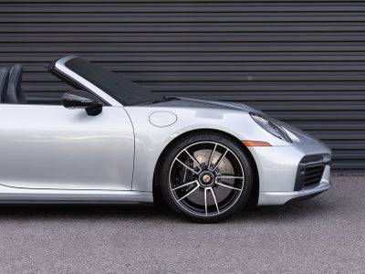 2022 Porsche 911 911 Turbo S Cabriolet (MY22)