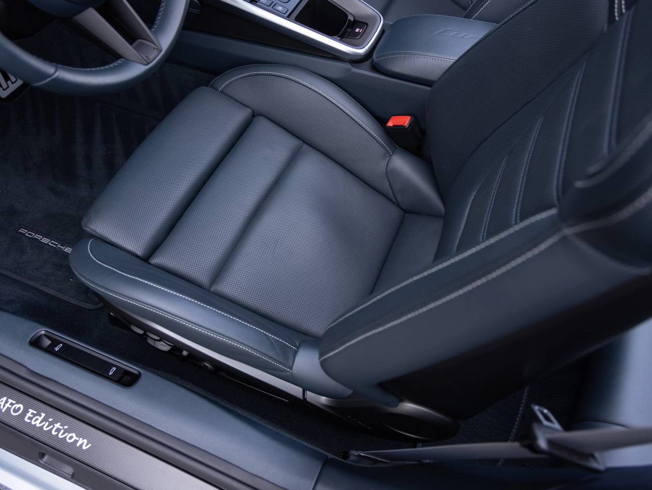 2022 Porsche 911 911 Turbo S Cabriolet (MY22)