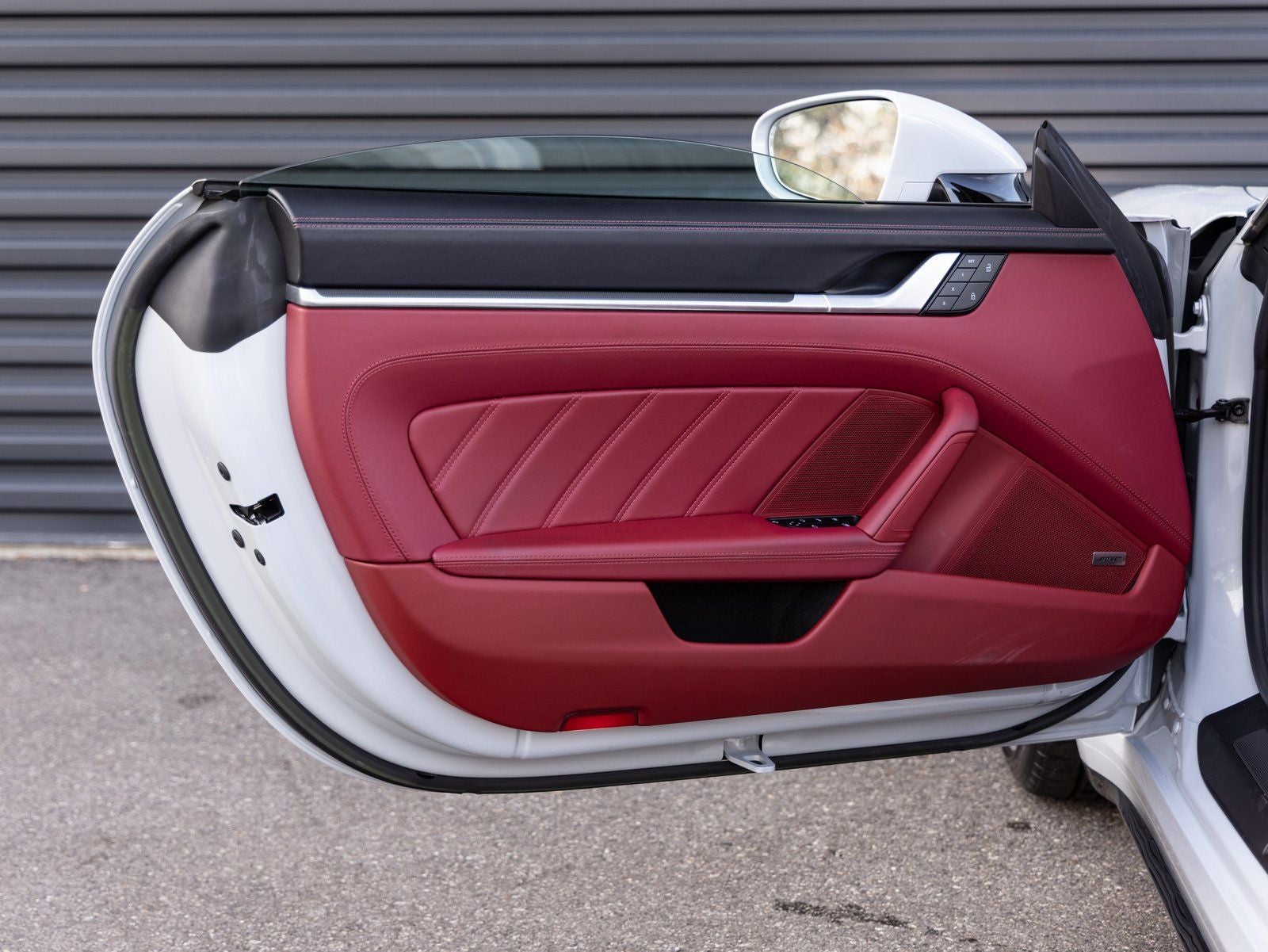 2023 Porsche 911 911 Turbo S Cabriolet (MY23)