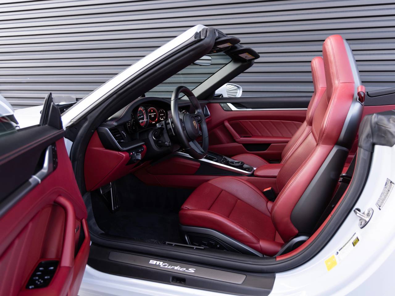 2023 Porsche 911 911 Turbo S Cabriolet (MY23)