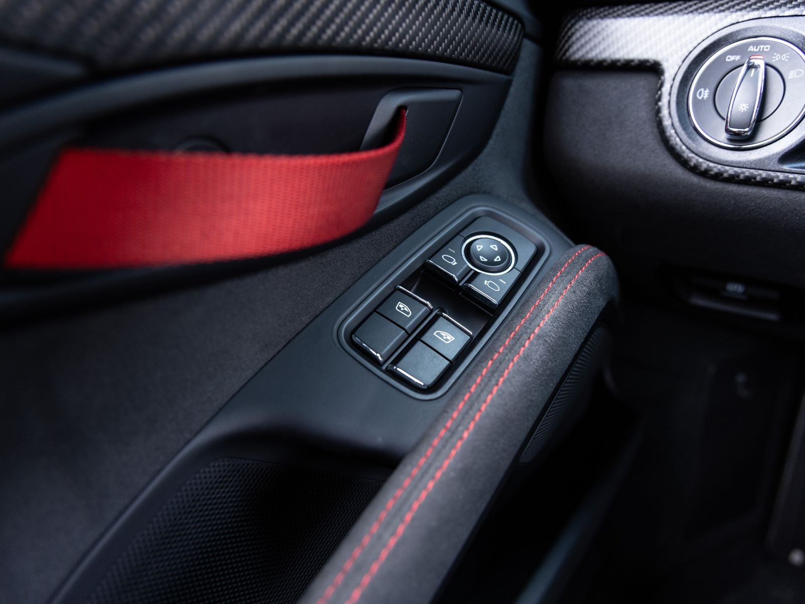 2025 Porsche 718 Spyder RS