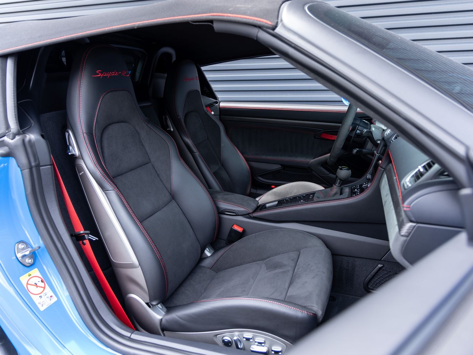 2025 Porsche 718 Spyder RS