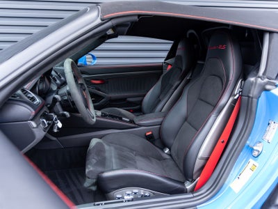 2025 Porsche 718 Spyder RS