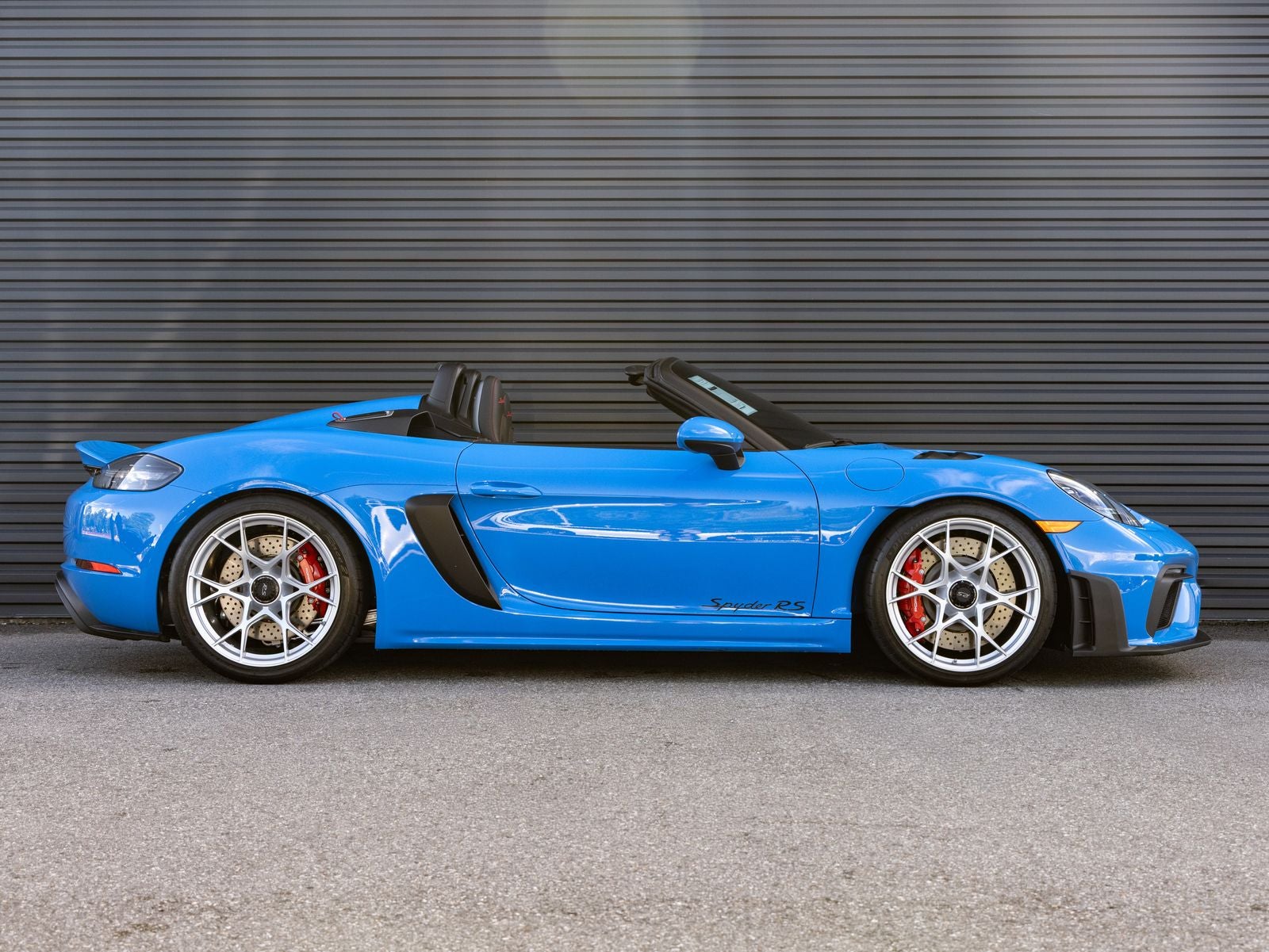 2025 Porsche 718 Spyder RS
