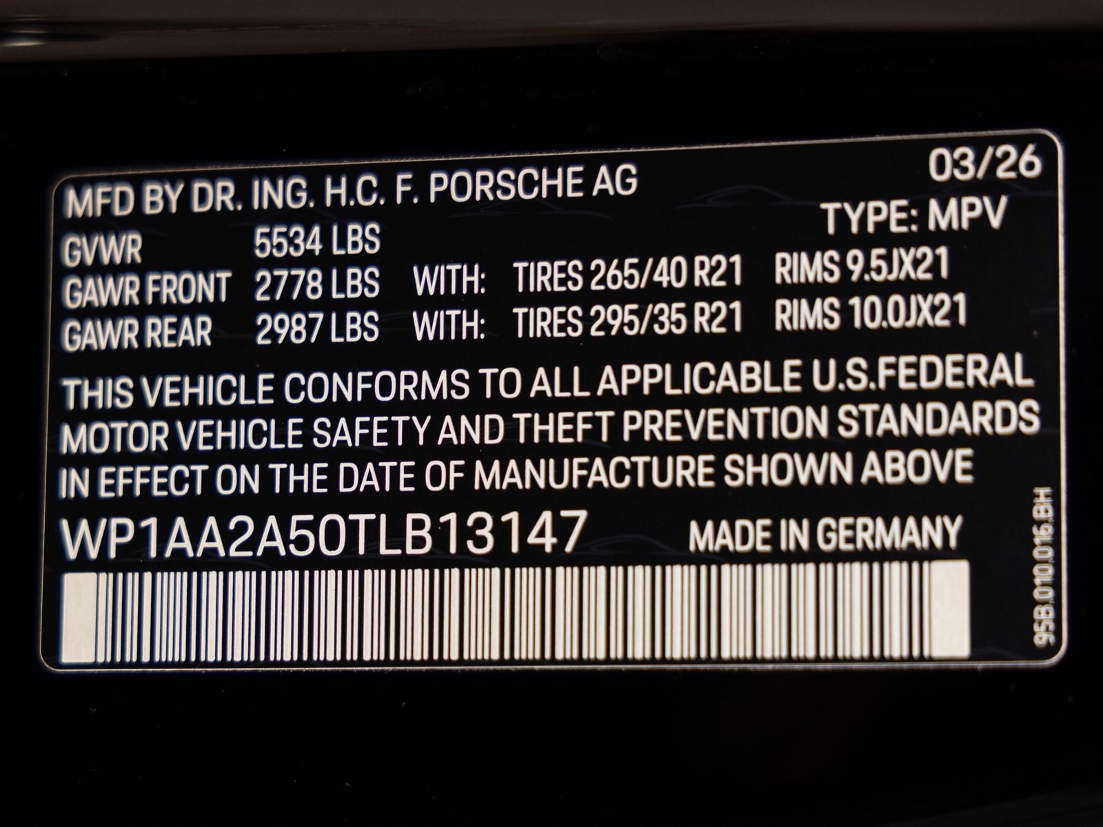 2026 Porsche Macan AWD