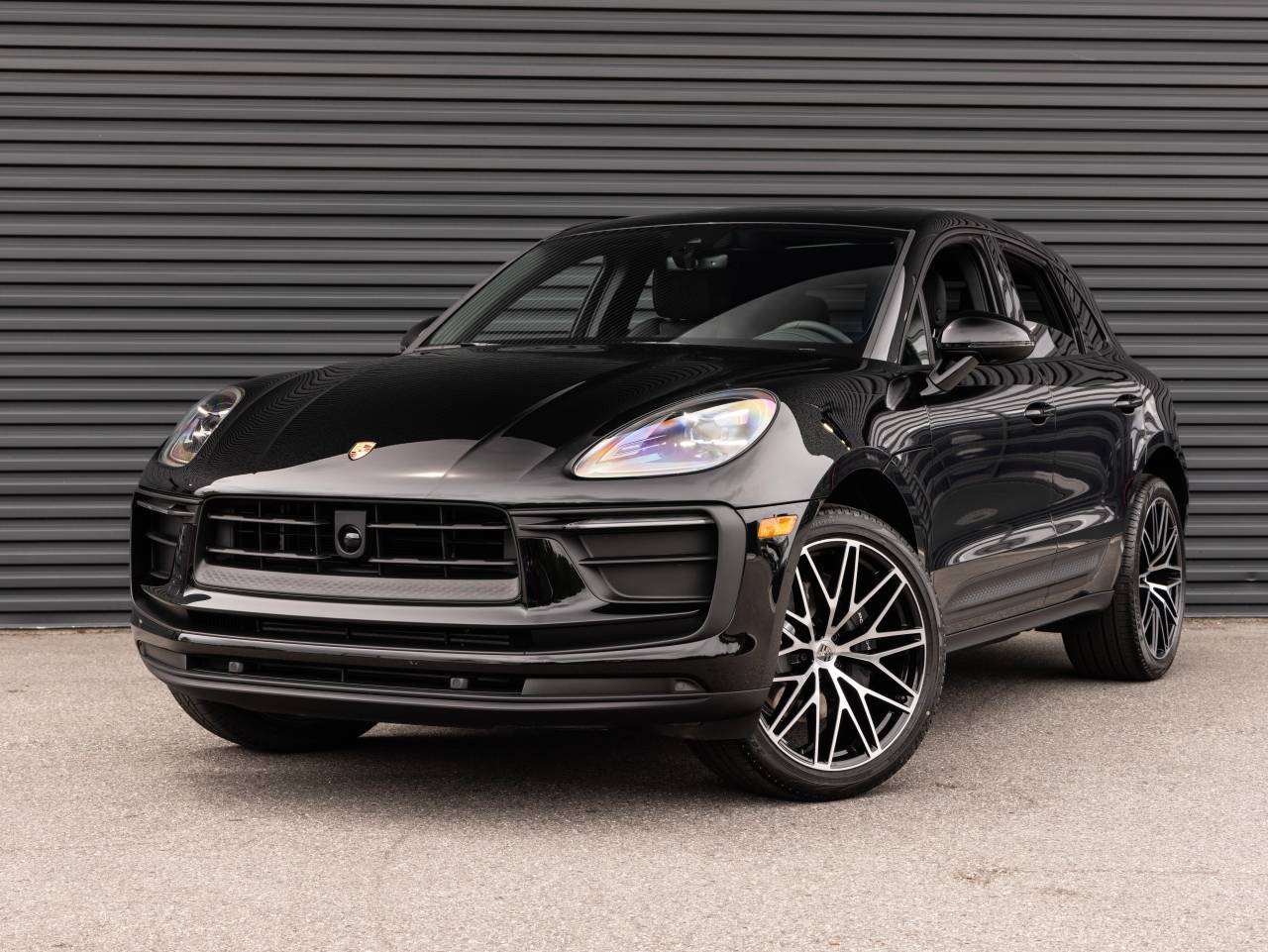 2026 Porsche Macan AWD