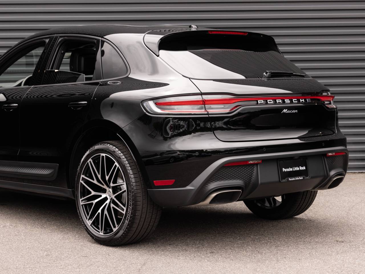 2026 Porsche Macan AWD