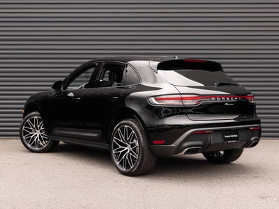 2026 Porsche Macan AWD