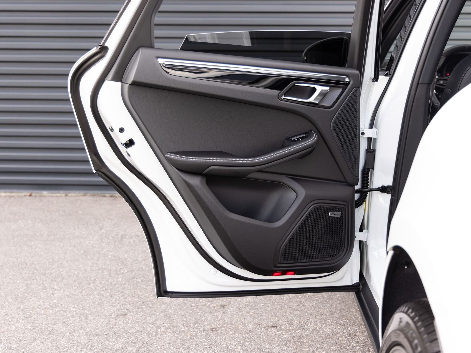 2026 Porsche Macan Macan T