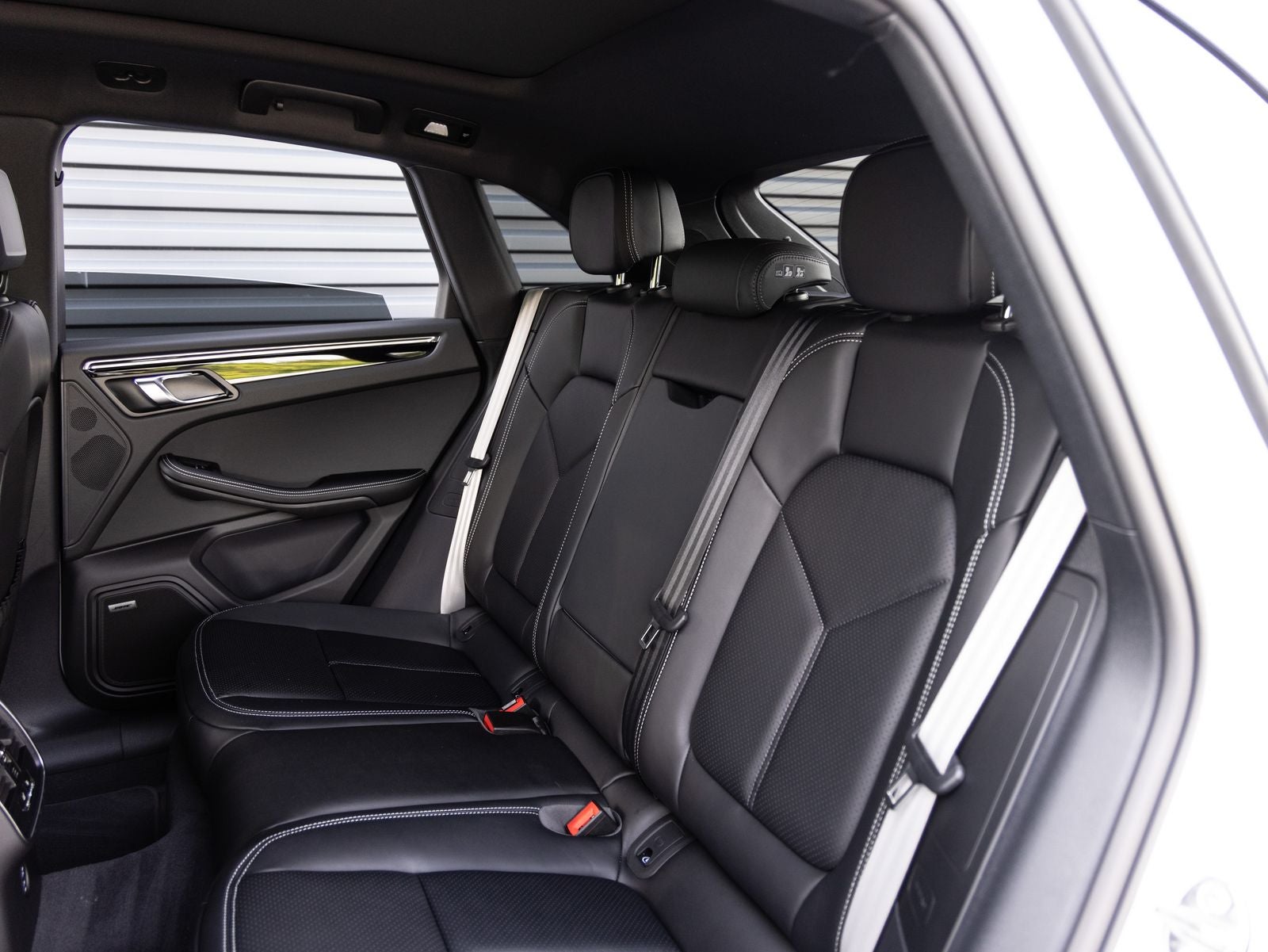 2026 Porsche Macan Macan T