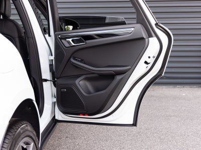 2026 Porsche Macan Macan T