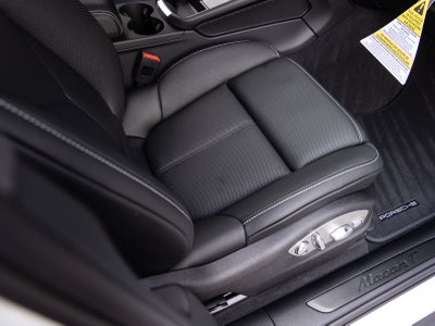 2026 Porsche Macan Macan T