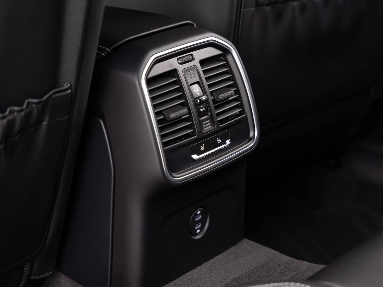 2026 Porsche Macan Macan T