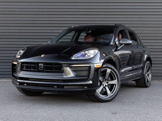 2025 Porsche Macan T